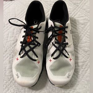 On Cloud Cloud X 3 Workout Shoes Men’s Size 11 Worn once
